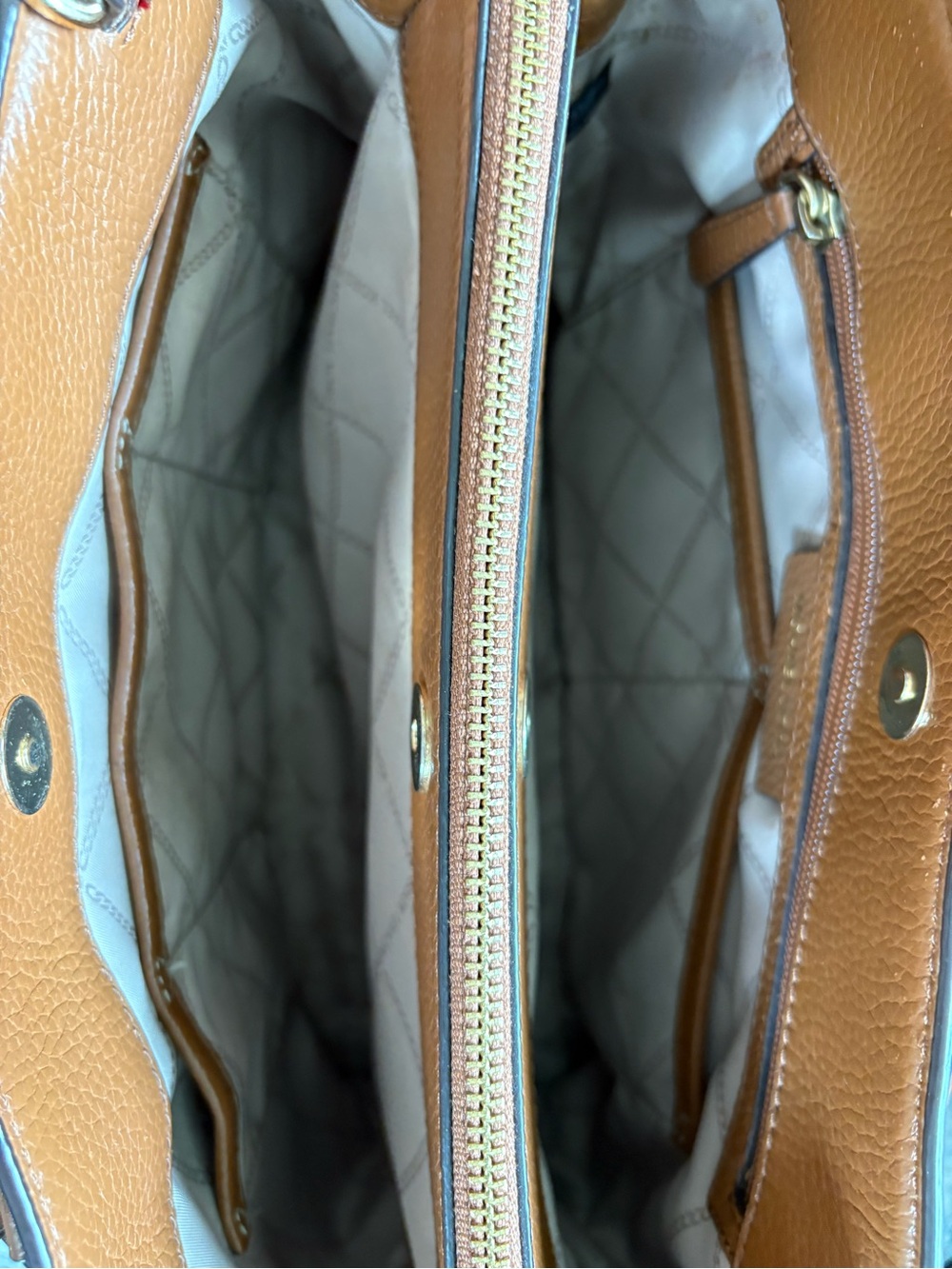 AUTHENTIC Michael Kors Chestnut Pebble Leather Handbag and Wallet Bundle - Picture 3 of 10